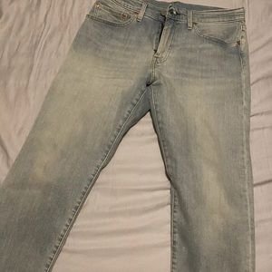 LEVIS Men’s 502 Regular Taper, Light Denim Jeans